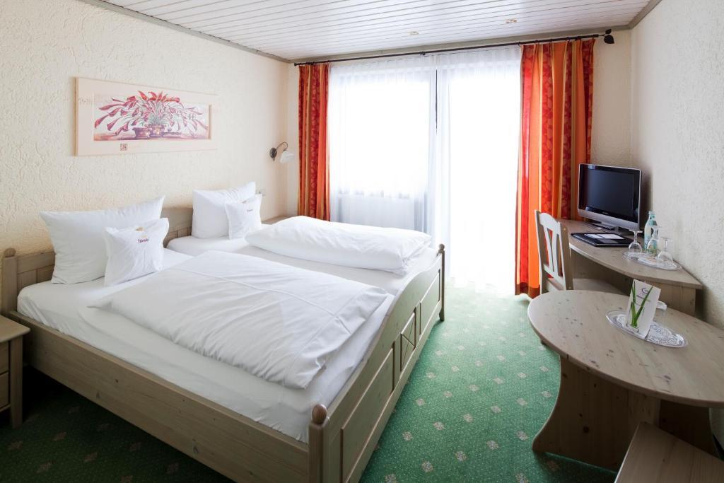 Hubertushof Hotel Garni 上施陶芬 客房 照片