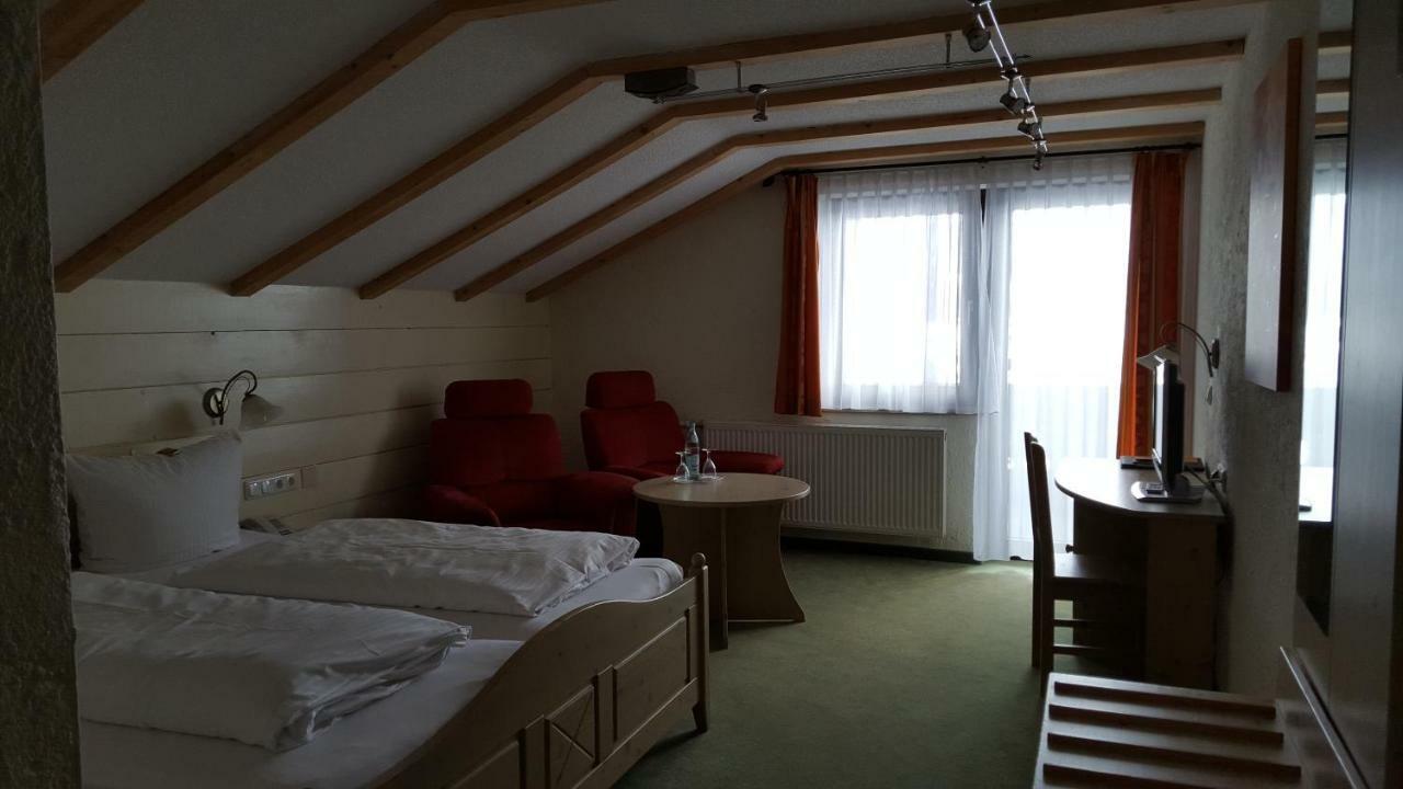 Hubertushof Hotel Garni 上施陶芬 外观 照片
